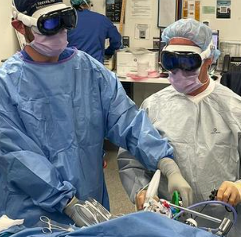 Apple Vision Pro evaluated in operating room
