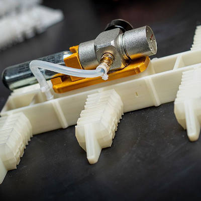 Robots walk straight off the 3D printer