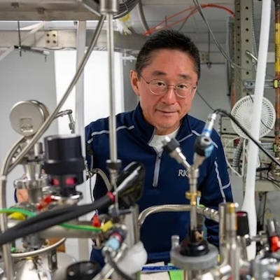3D photonic cavity enhances light control
