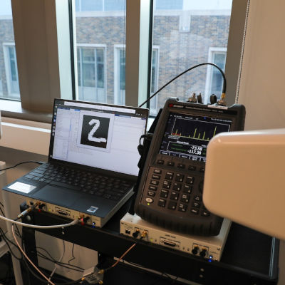 New wireless method boosts AI on small devices