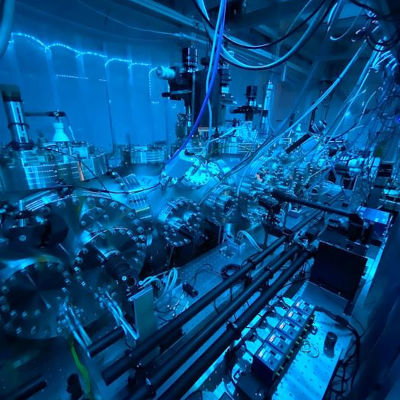New quantum experiment with metal nanoparticles