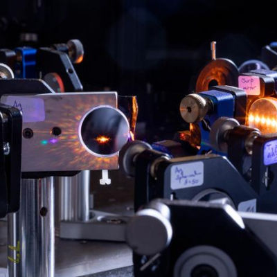 Researchers demonstrate ultrafast computing with light pulses